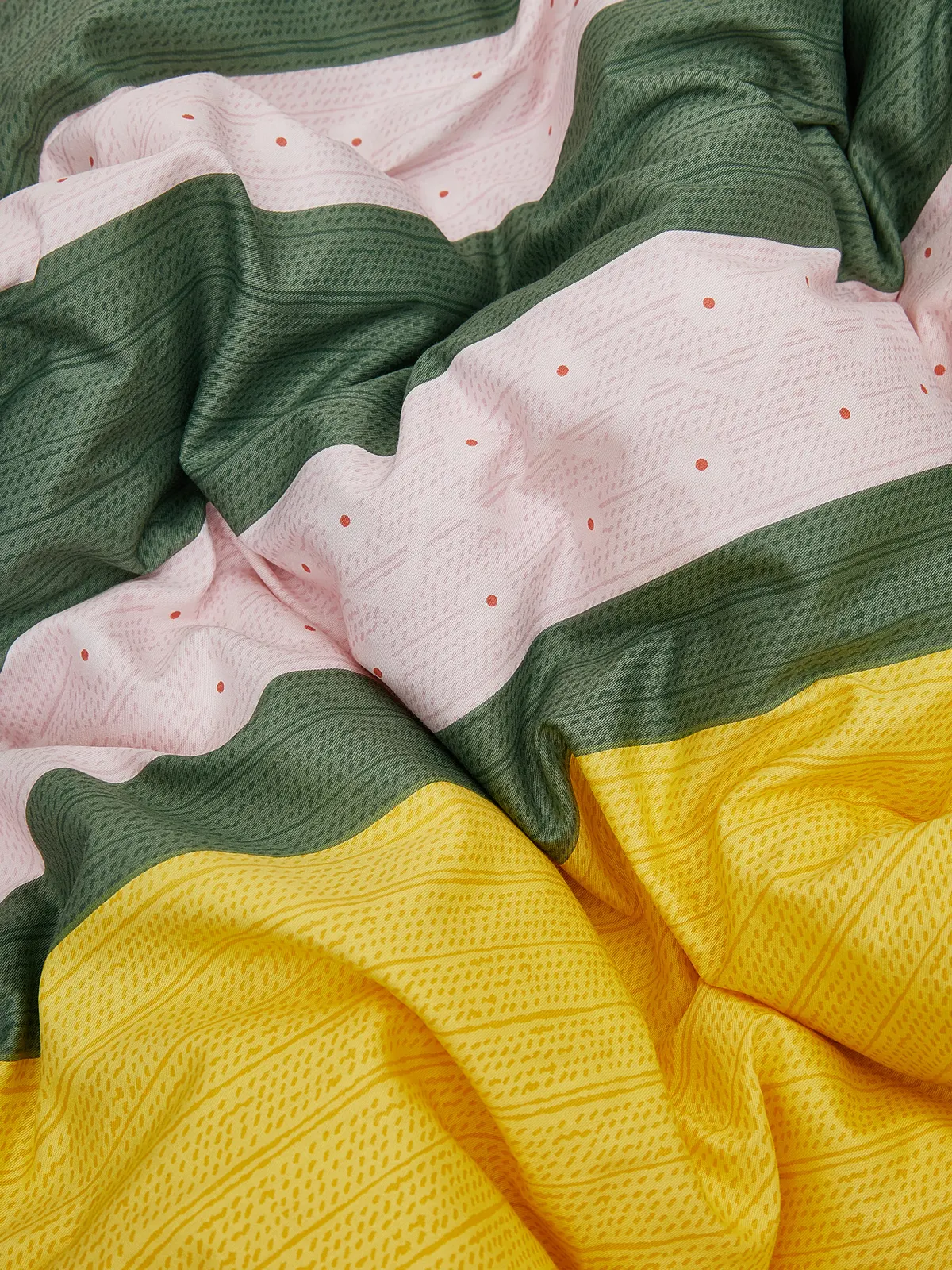 бьорк — кадр 2 из 4